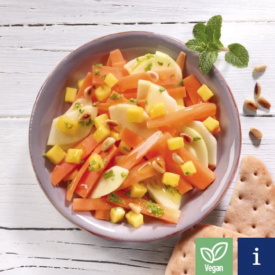 Karotten-Apfel-Mango Salat