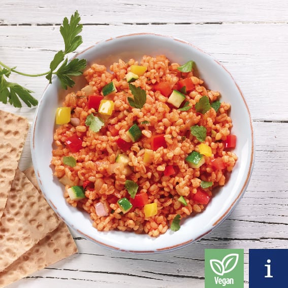 Red bulgur salad